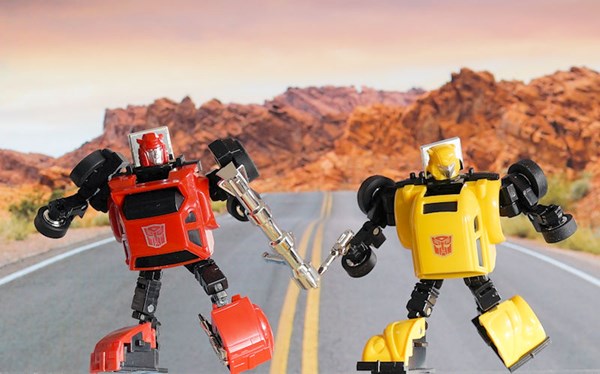 Transformers Missing Link Cliffjumper and Bumblebee